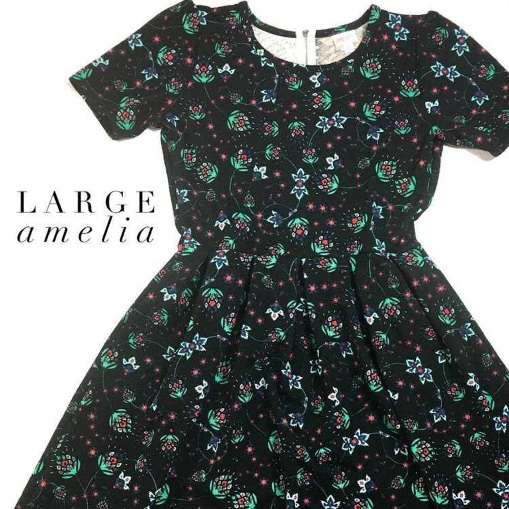 LuLaRoe Large Amelia